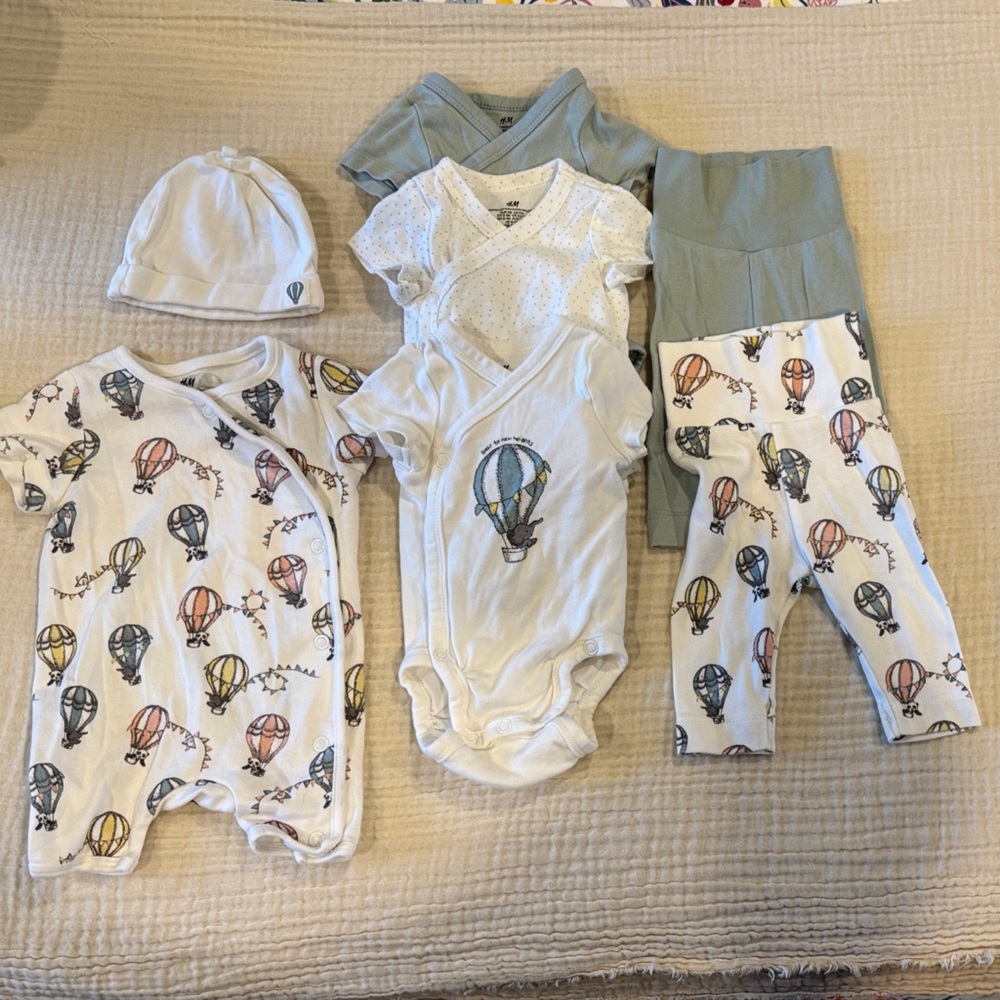 Baby Balloon Print Outfit Set
